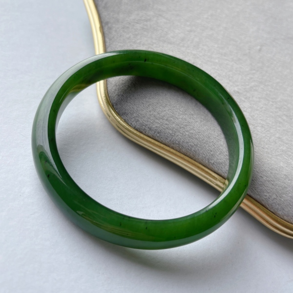 【晶雁优选】和田玉碧玉宽镯女款时尚绿色圆形百搭精美手镯