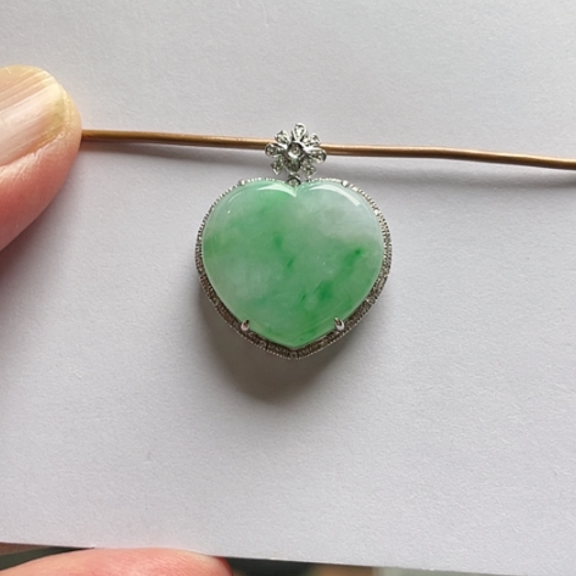 【闪购商品】吊坠(不含链)18K金镶嵌翡翠