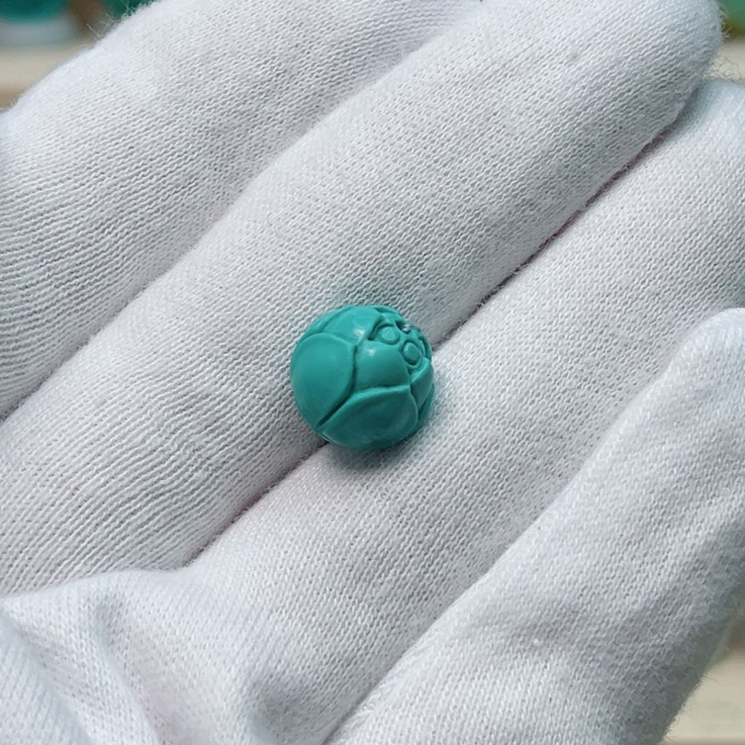 绿松石珠宝未镶嵌辣*姐