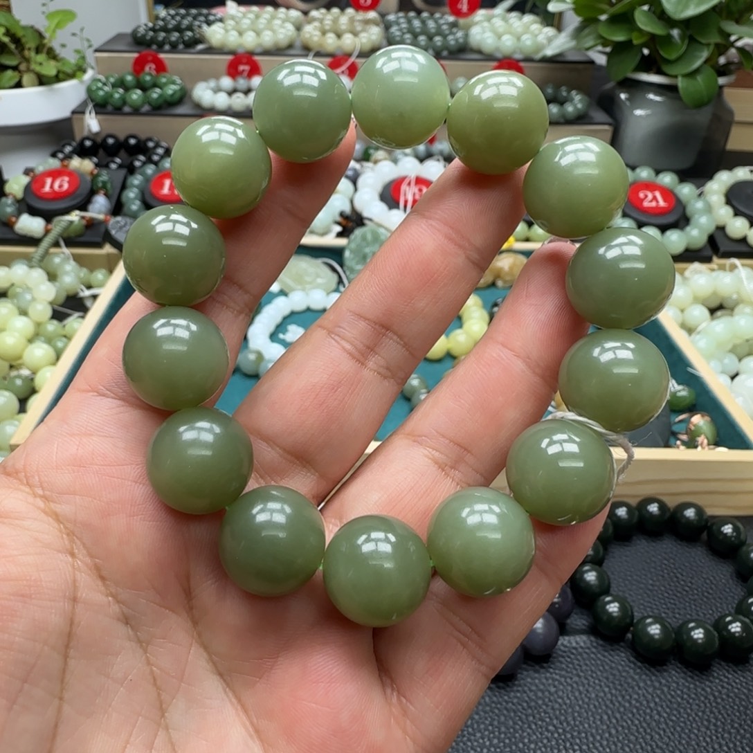 和田玉未镶嵌手链16