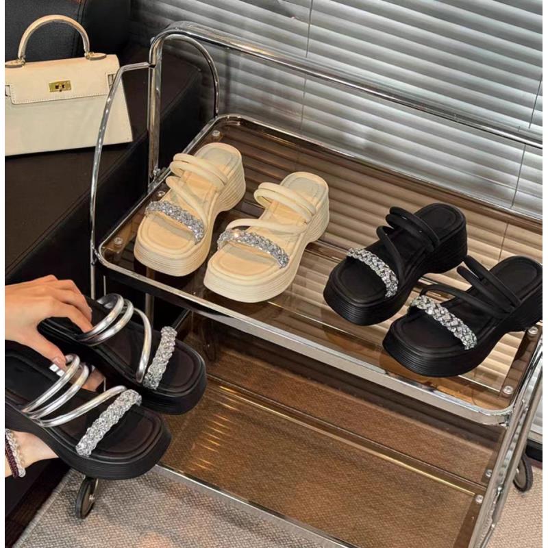 欧货两穿凉拖鞋女2025夏季新款松糕厚底外穿水钻一字拖百搭