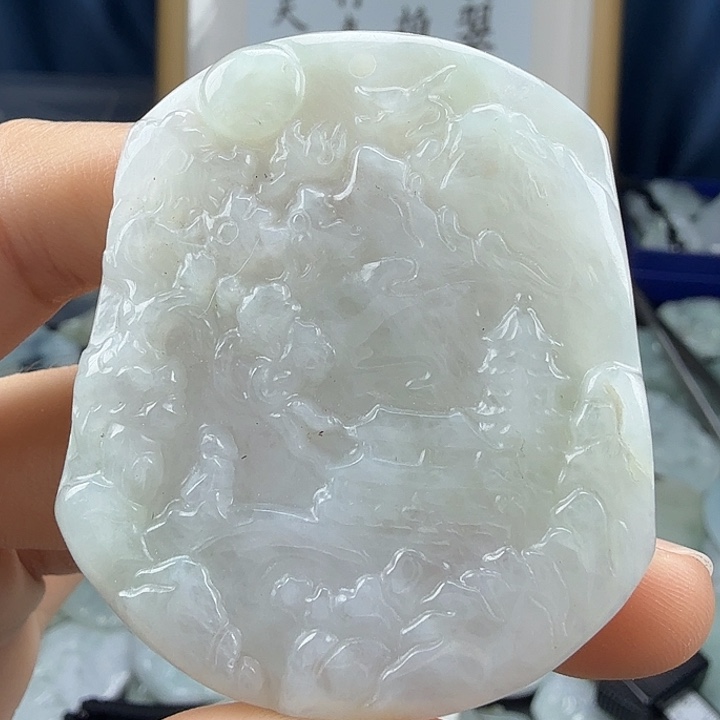 翡翠未镶嵌颈饰翡翠