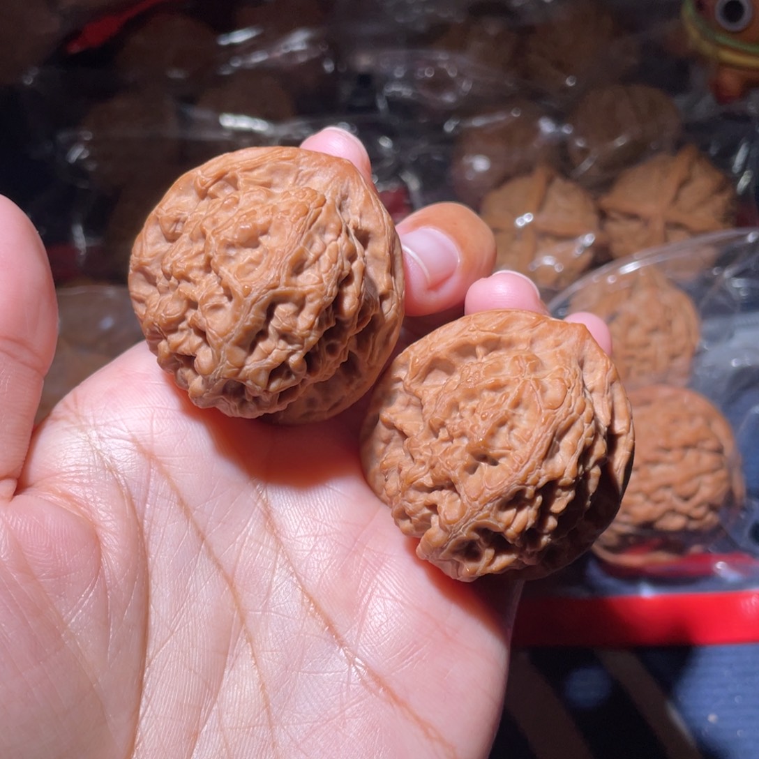 文玩核桃吊坠苍龙39