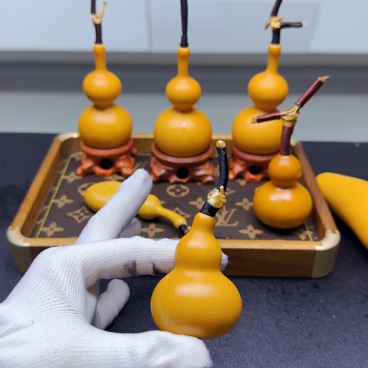 用***2大叶紫檀（黑酸枝木类）