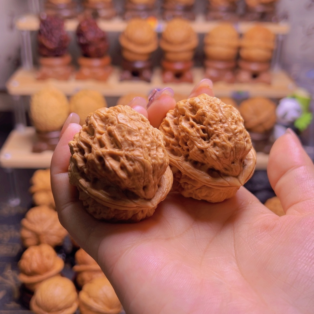 文玩核桃吊坠太古金蟾H4、45尺