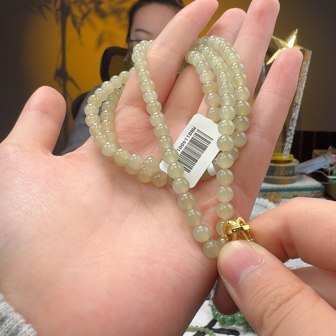 和田玉手串不退未镶嵌