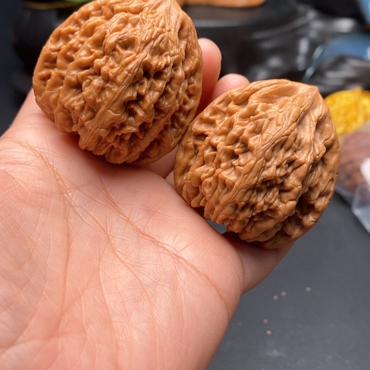 文玩核桃把件虎头王43尺