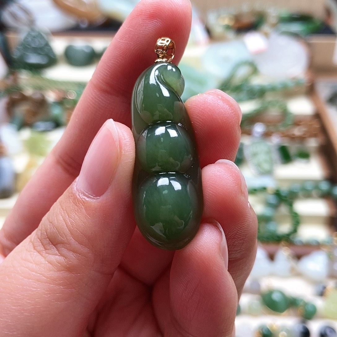 吊坠(不含链)18K金镶嵌和田玉