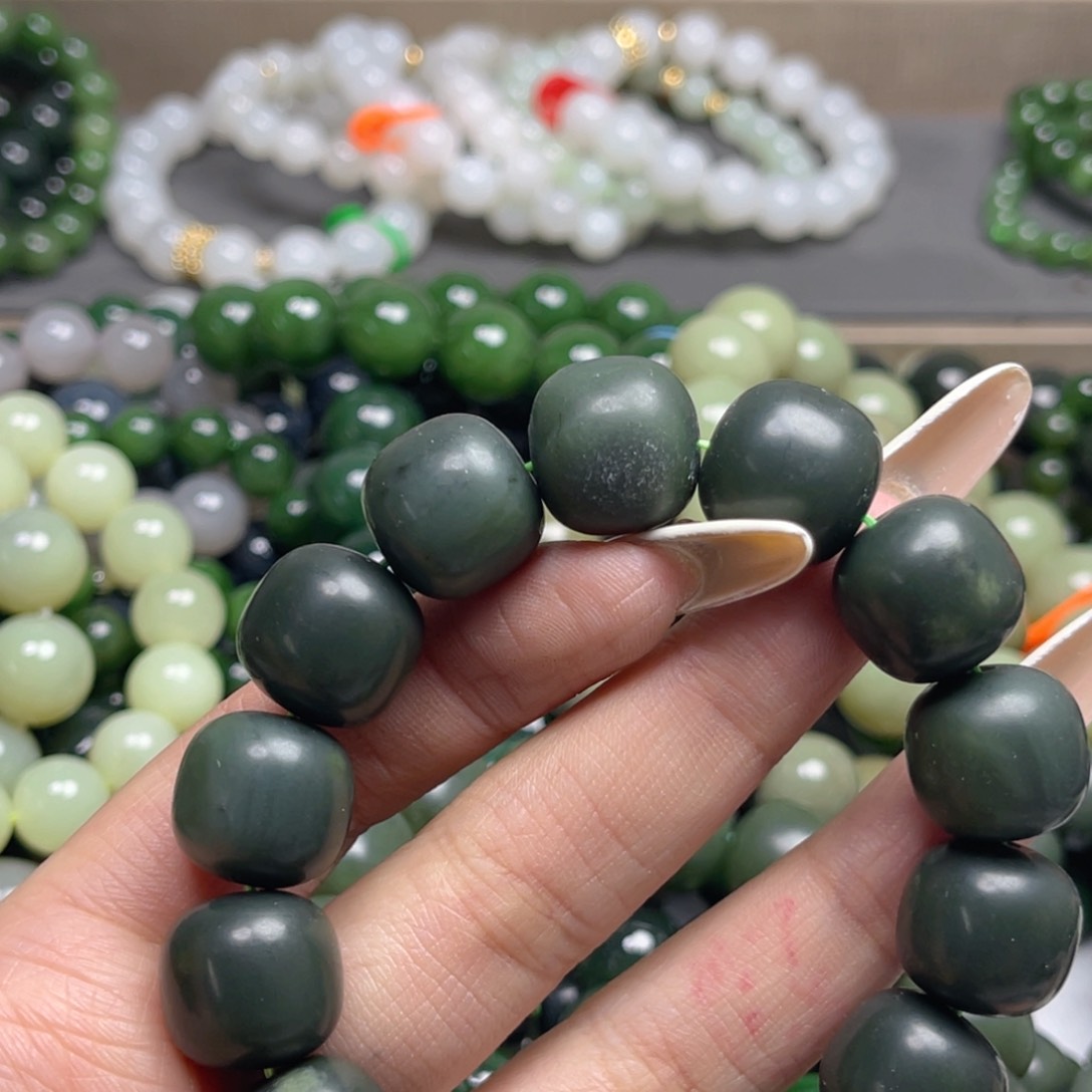 和田玉手链未镶嵌