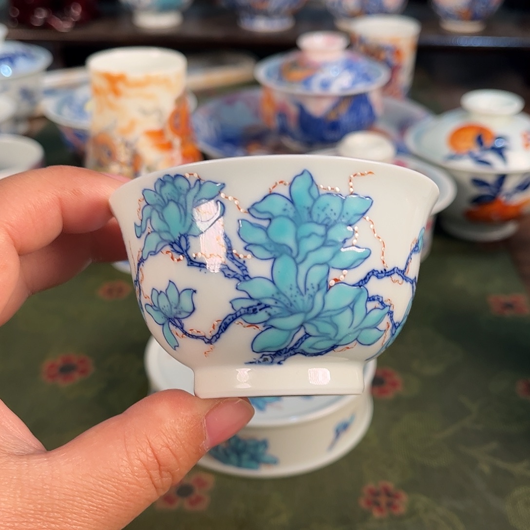 斗彩玉兰铃铛杯杯