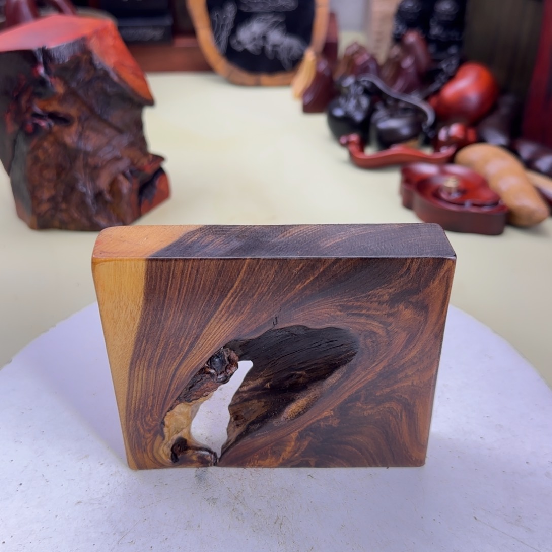 大果紫檀（缅甸花梨）半*