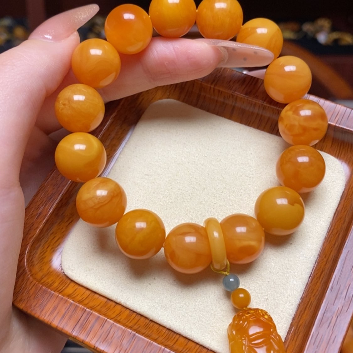 【闪购商品】蜜蜡手链未镶嵌手串