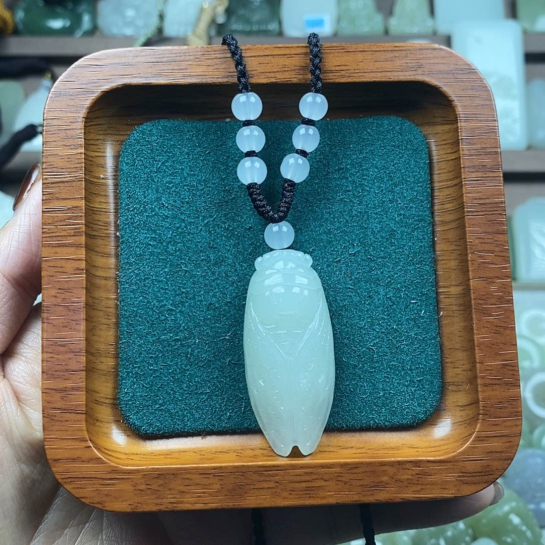 @***空和田玉未镶嵌颈饰玉蝉3006