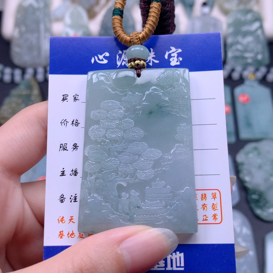 翡翠未镶嵌颈饰翡翠