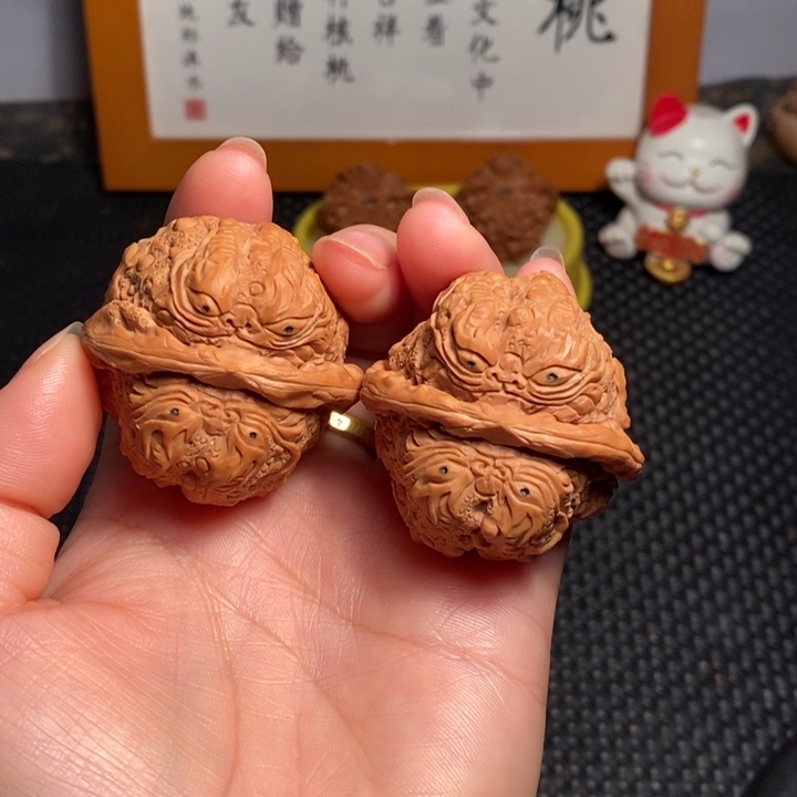 文玩核桃把件43雕刻蛤蟆