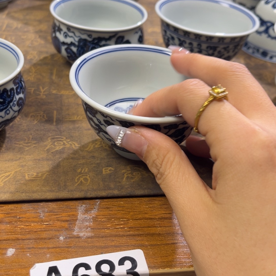 蓬***茸陶西瓜压手杯压手