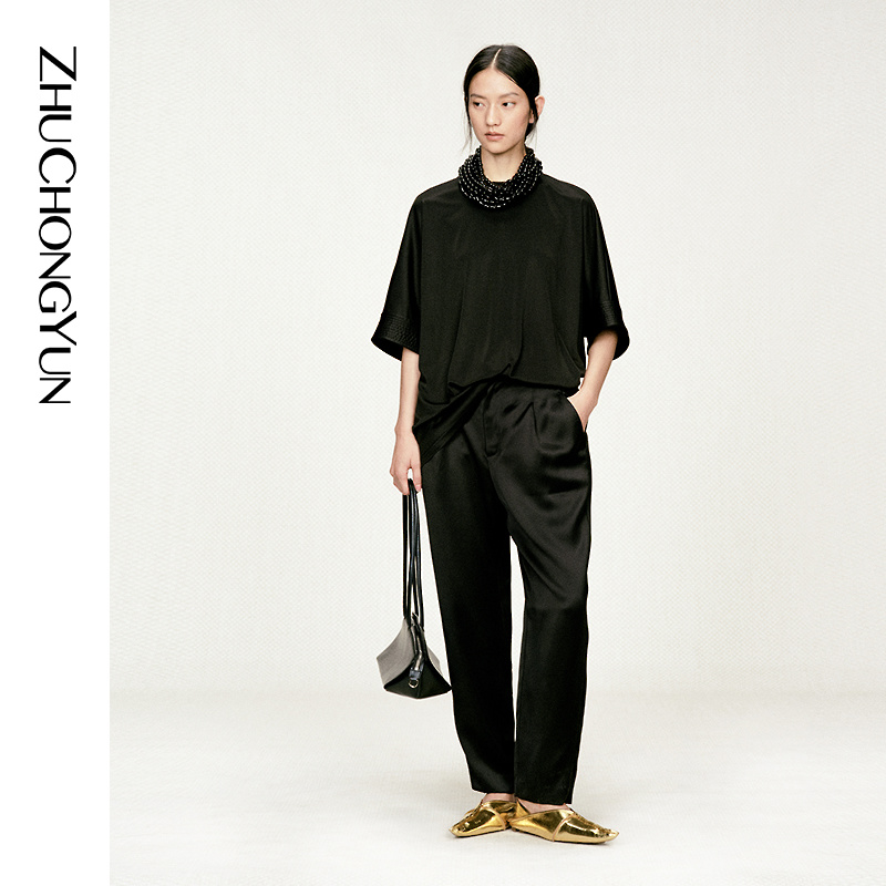 ZHUCHONGYUN2026春新款黑色光泽缎面铅笔裤西装休闲裤C1GB11125