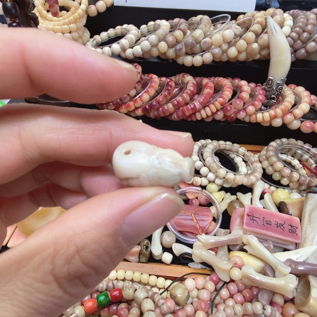 月***落手串/手链驼骨驼骨