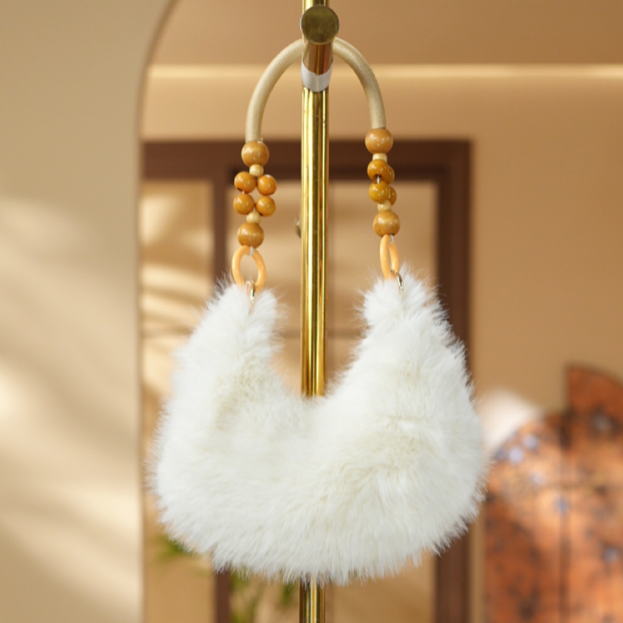 《玉挂秋-包包》2025秋冬新款女士百搭手提包