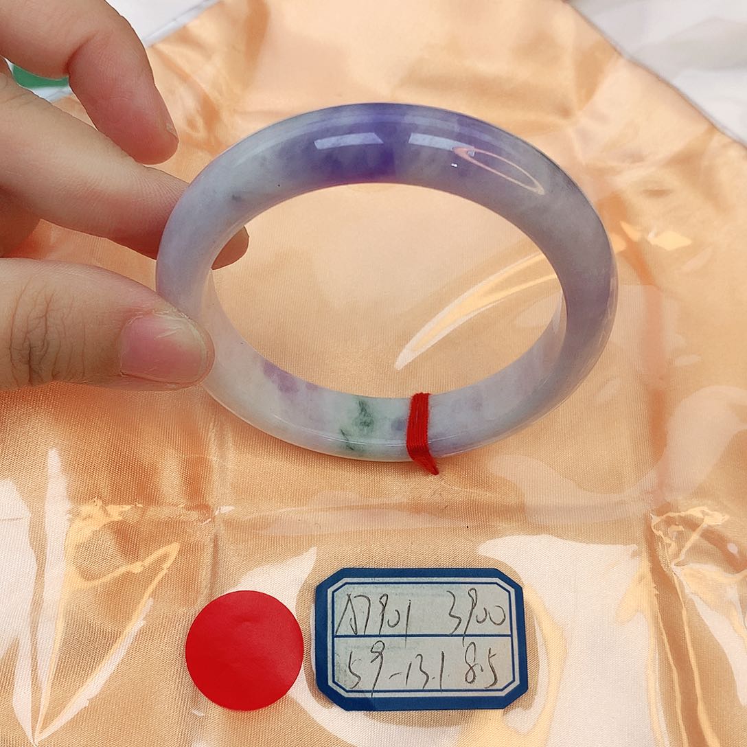 翡翠手镯未镶嵌缅甸翡翠