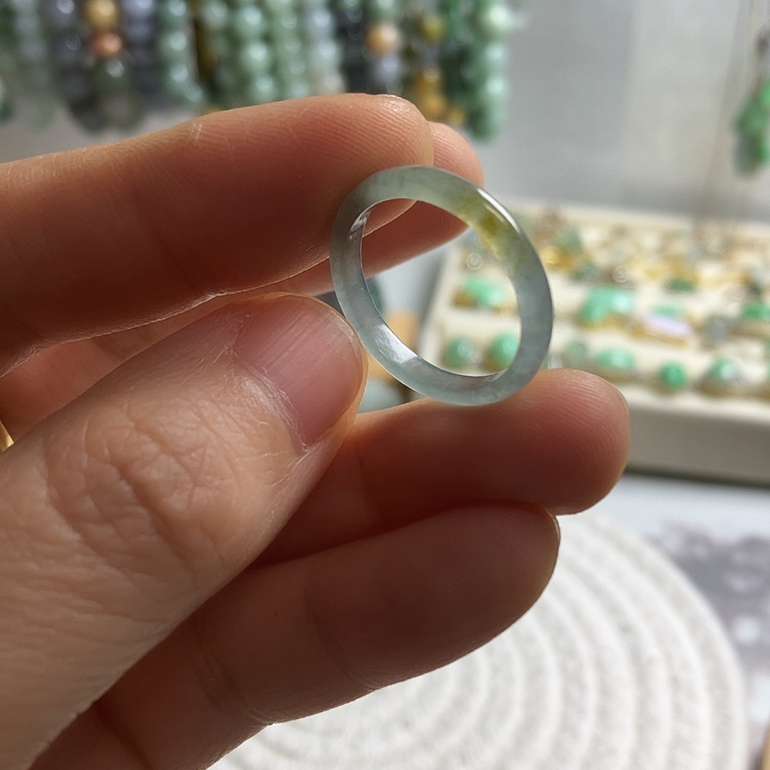 翡翠未镶嵌颈饰01卡17.7