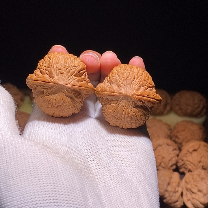 文玩核桃吊坠全品41泥鳅背