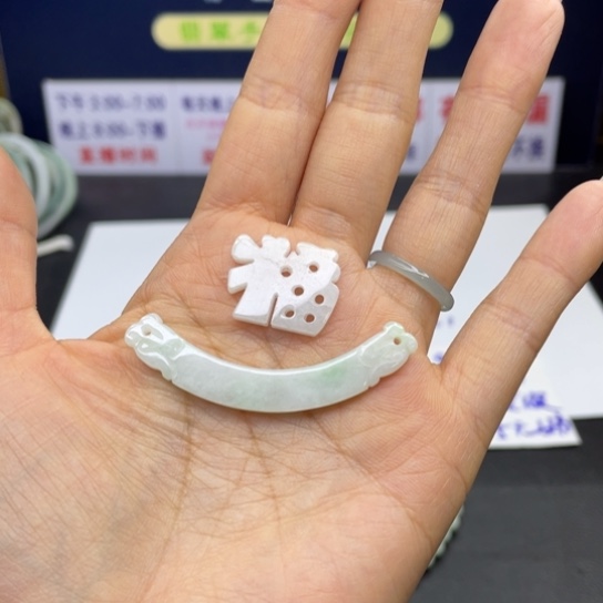 【闪购商品】翡翠手链未镶嵌翡翠首饰翡翠a货