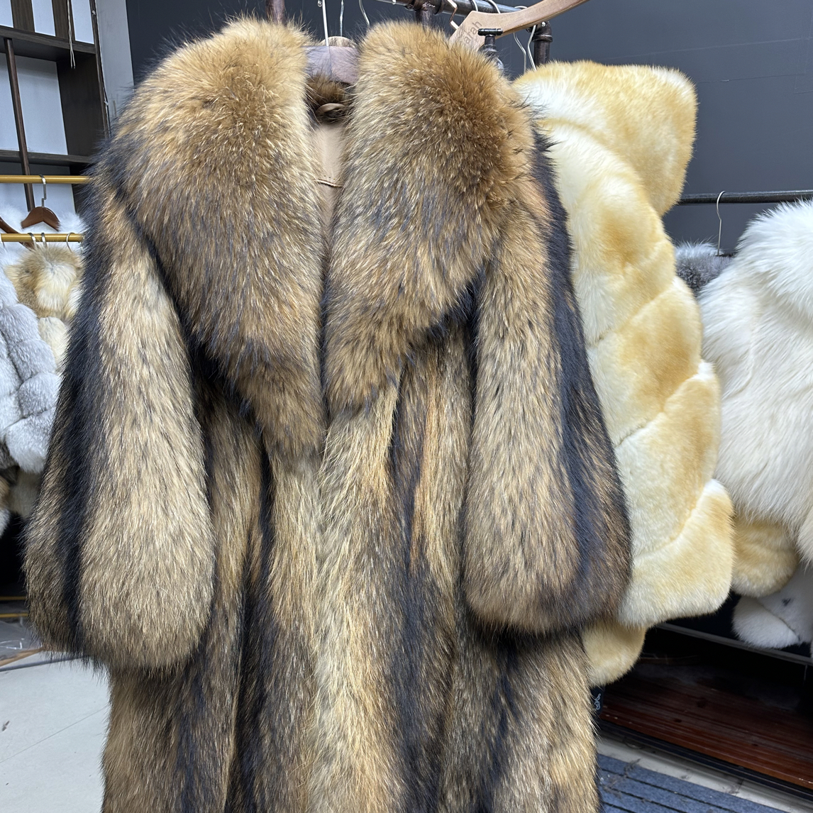 短外套纯色冬季翻领常规款保暖长袖风衣女女装开衫