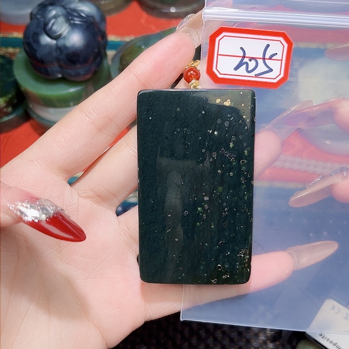 和田玉和田玉边角料随机发未镶嵌