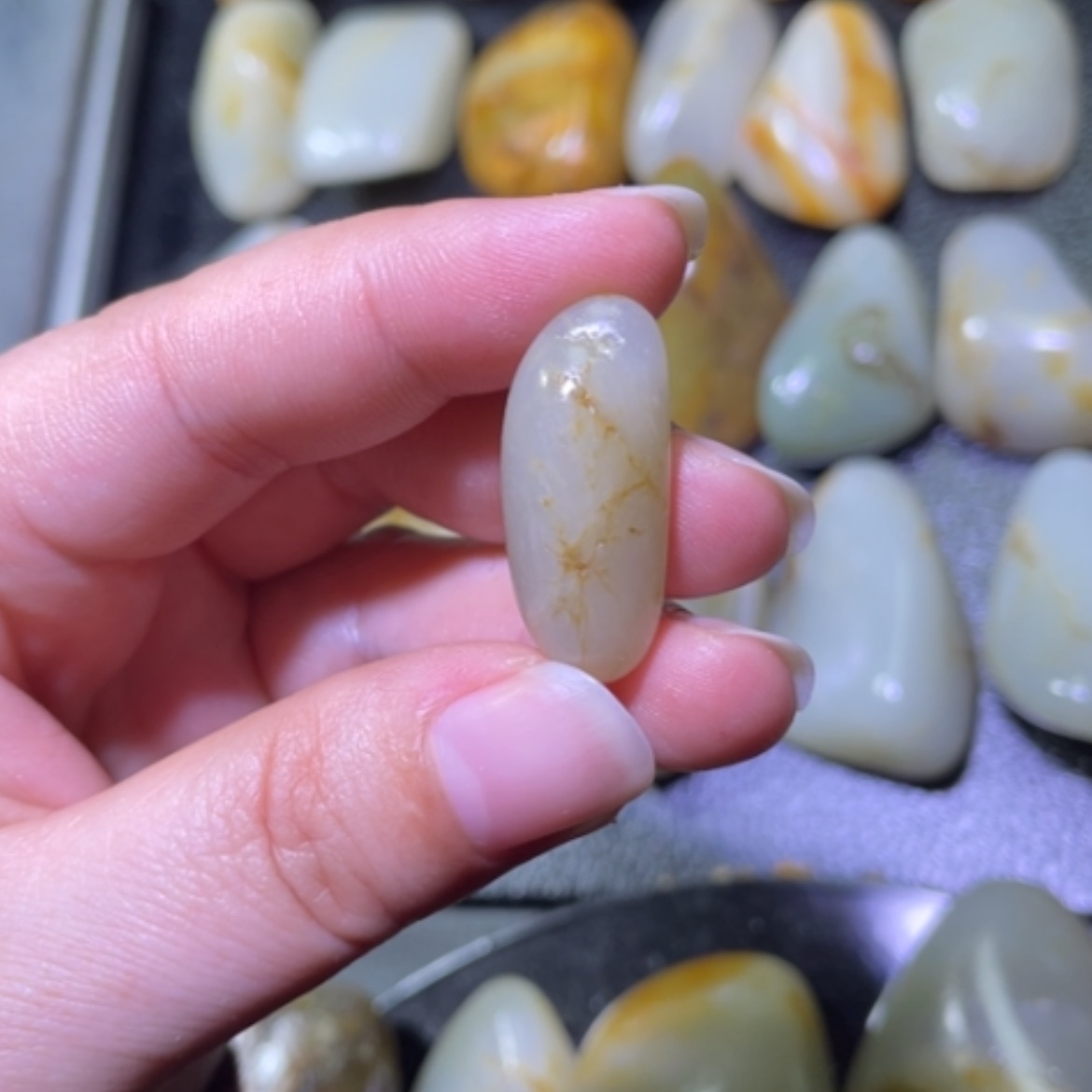 【闪购商品】颈饰未镶嵌和田玉（子料）