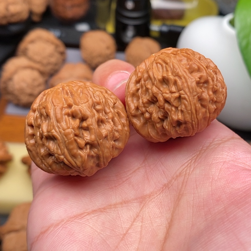 【闪购商品】文玩核桃把件球白全品33