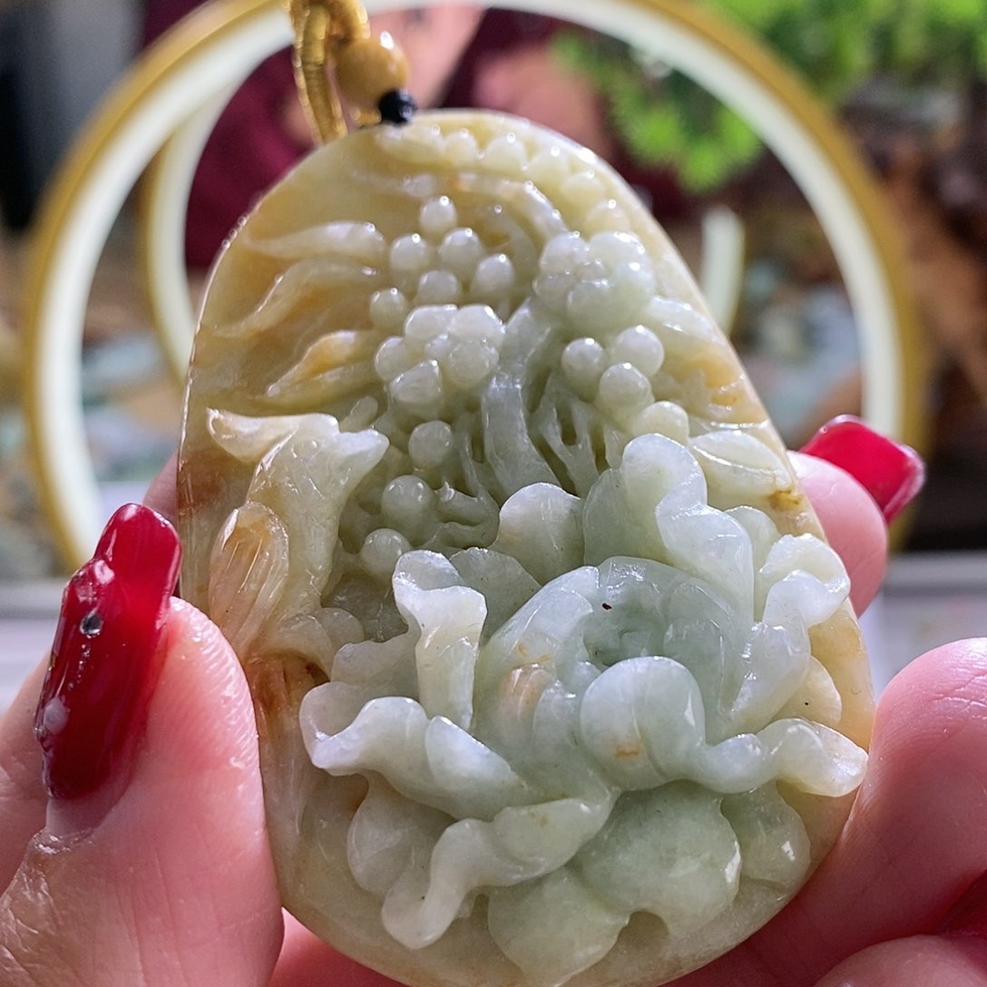【闪购商品】翡翠颈饰未镶嵌喜上眉梢