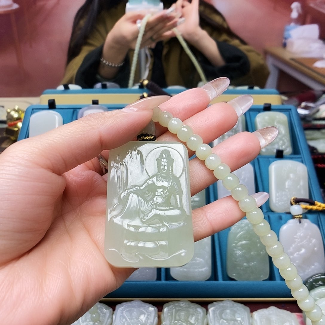 和田玉颈饰未镶嵌ㅤ****ㅤ