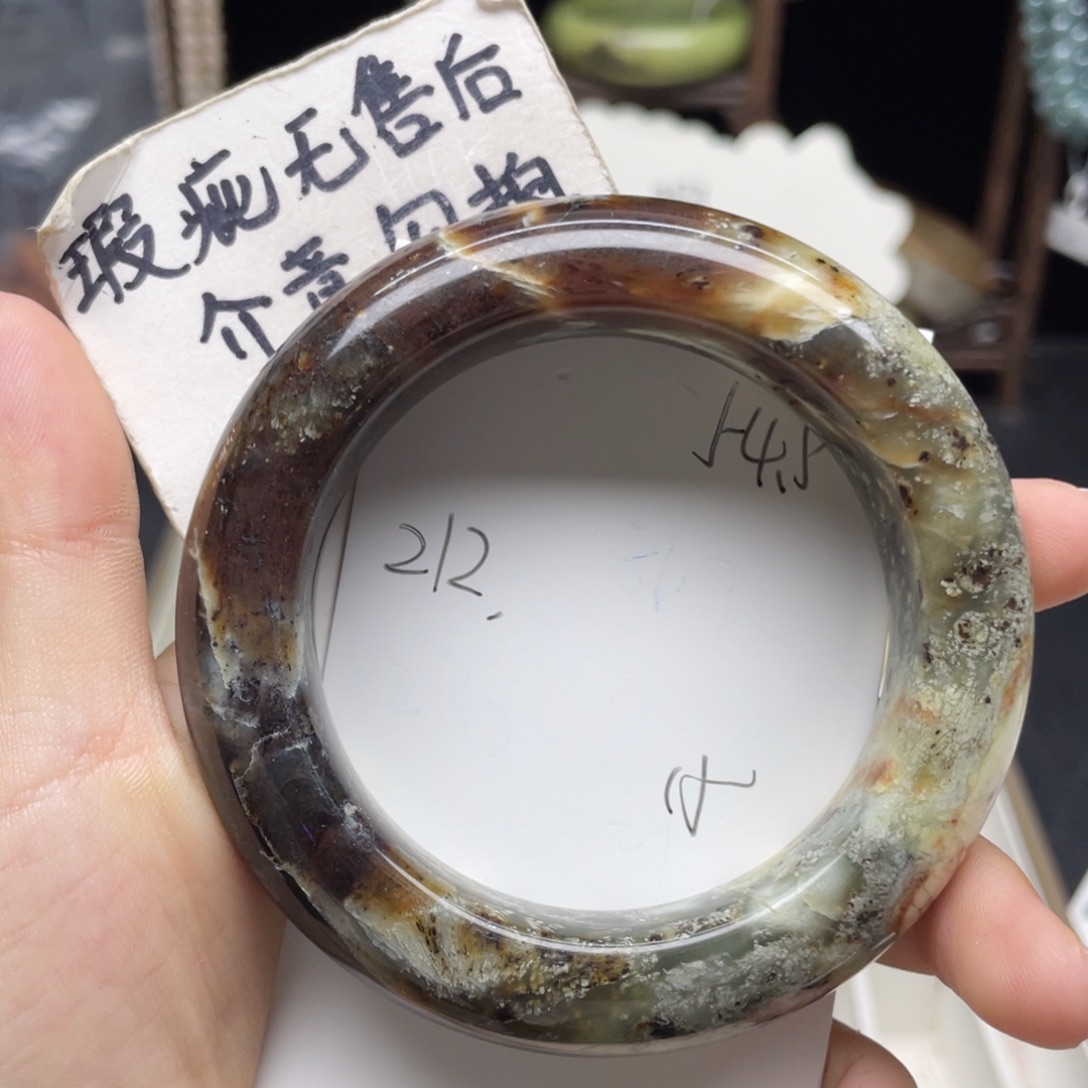 未镶嵌蛇纹石玉手镯