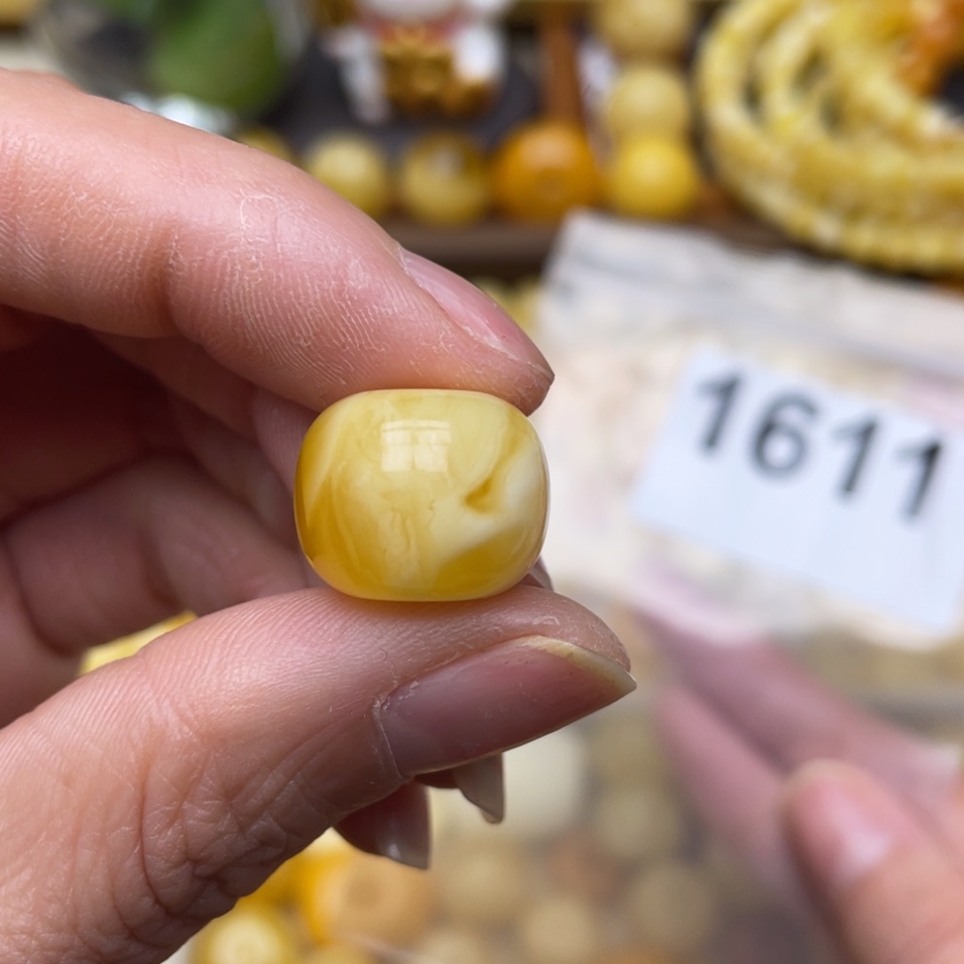 蜜蜡珠宝奇石未镶嵌粉点➕皮坑16