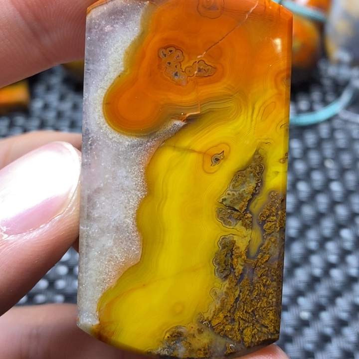 玛瑙/玉髓颈饰未镶嵌