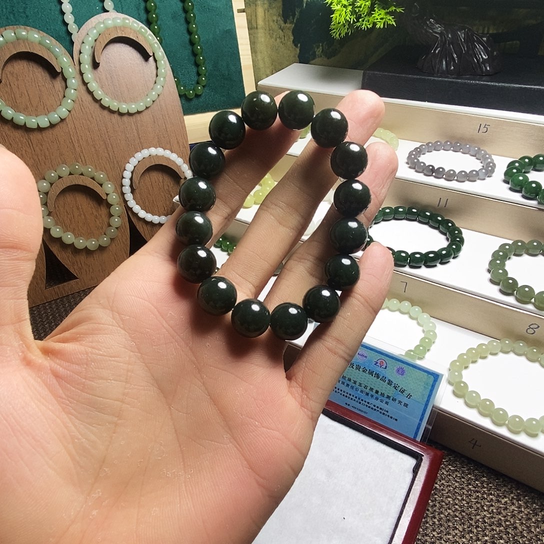 和田玉未镶嵌手链