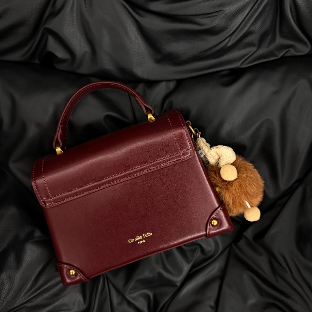 红色盒子带挂件女包样品介意勿拍