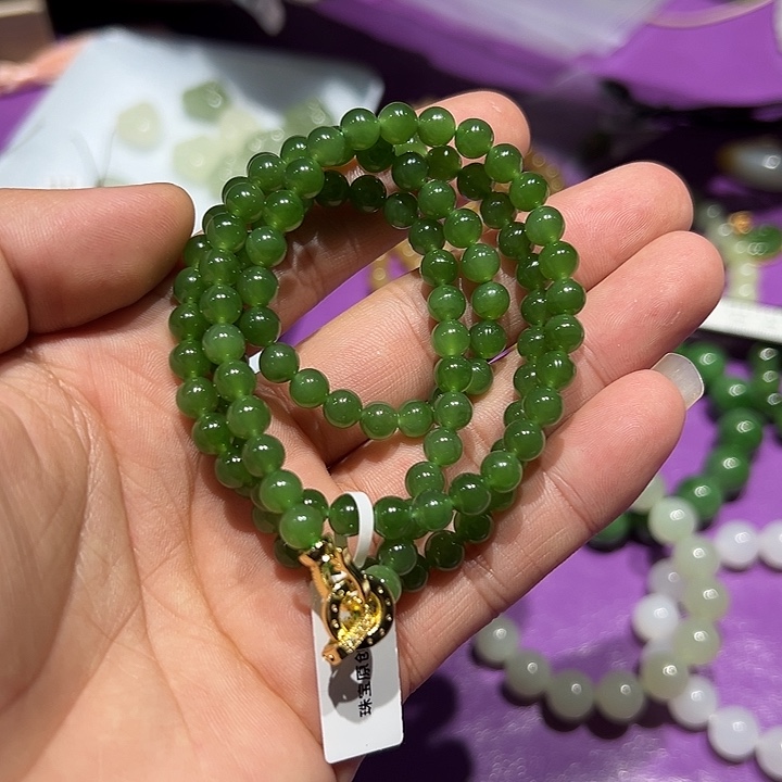 和田玉未镶嵌手串