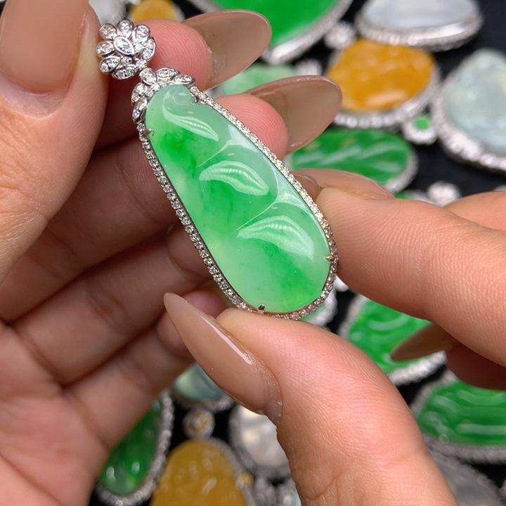 翡翠18K金镶嵌吊坠(不含链)