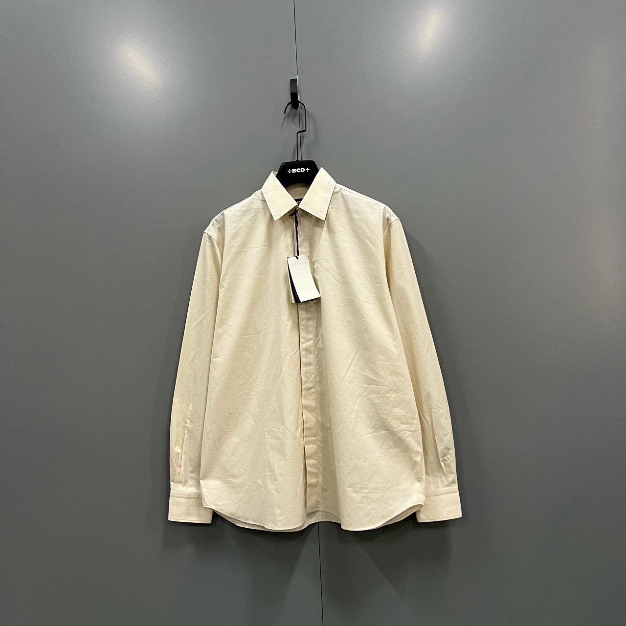 99新 FENDI/芬迪 h829 米黄色长袖衬衫 38码 008637