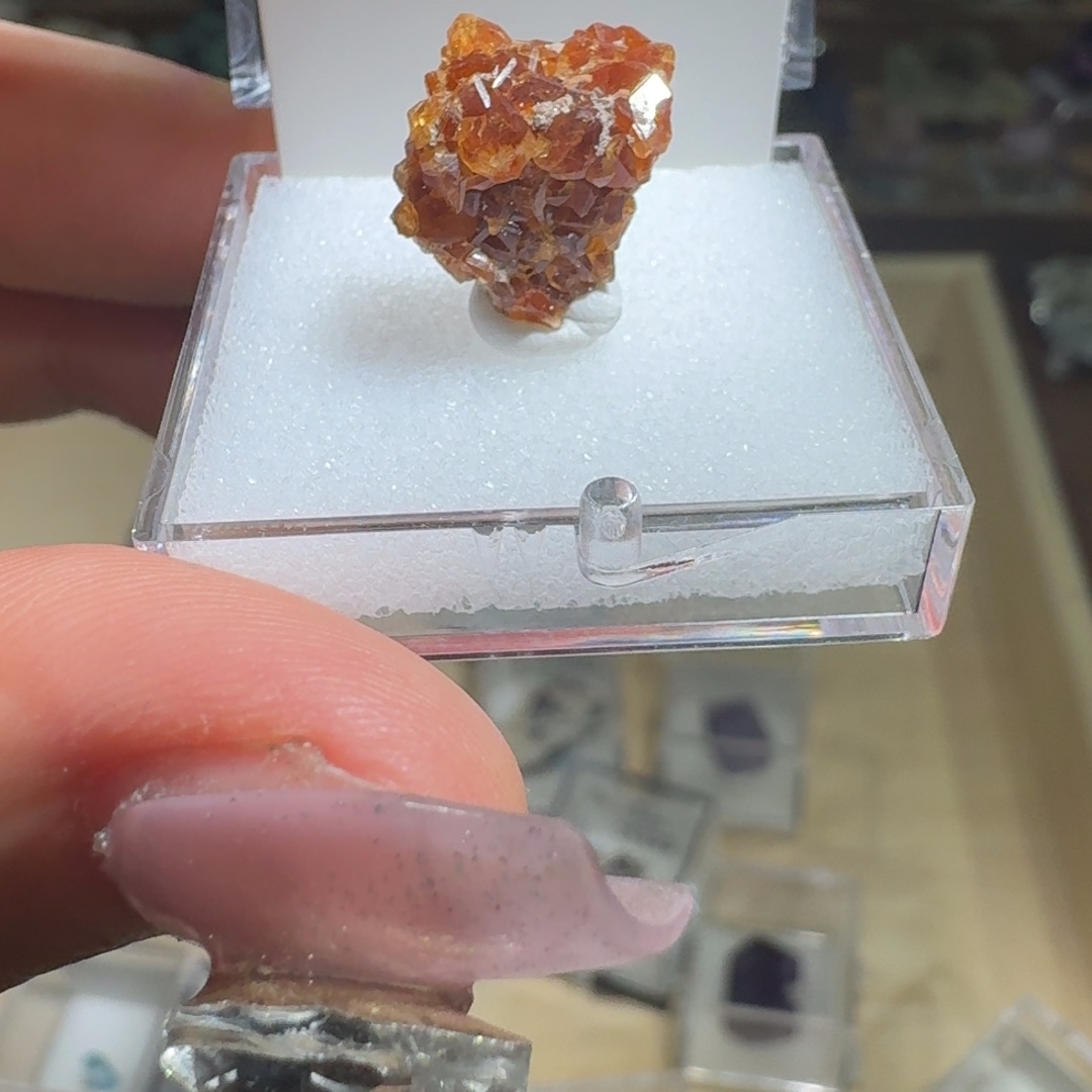 月下珠宝严选矿物