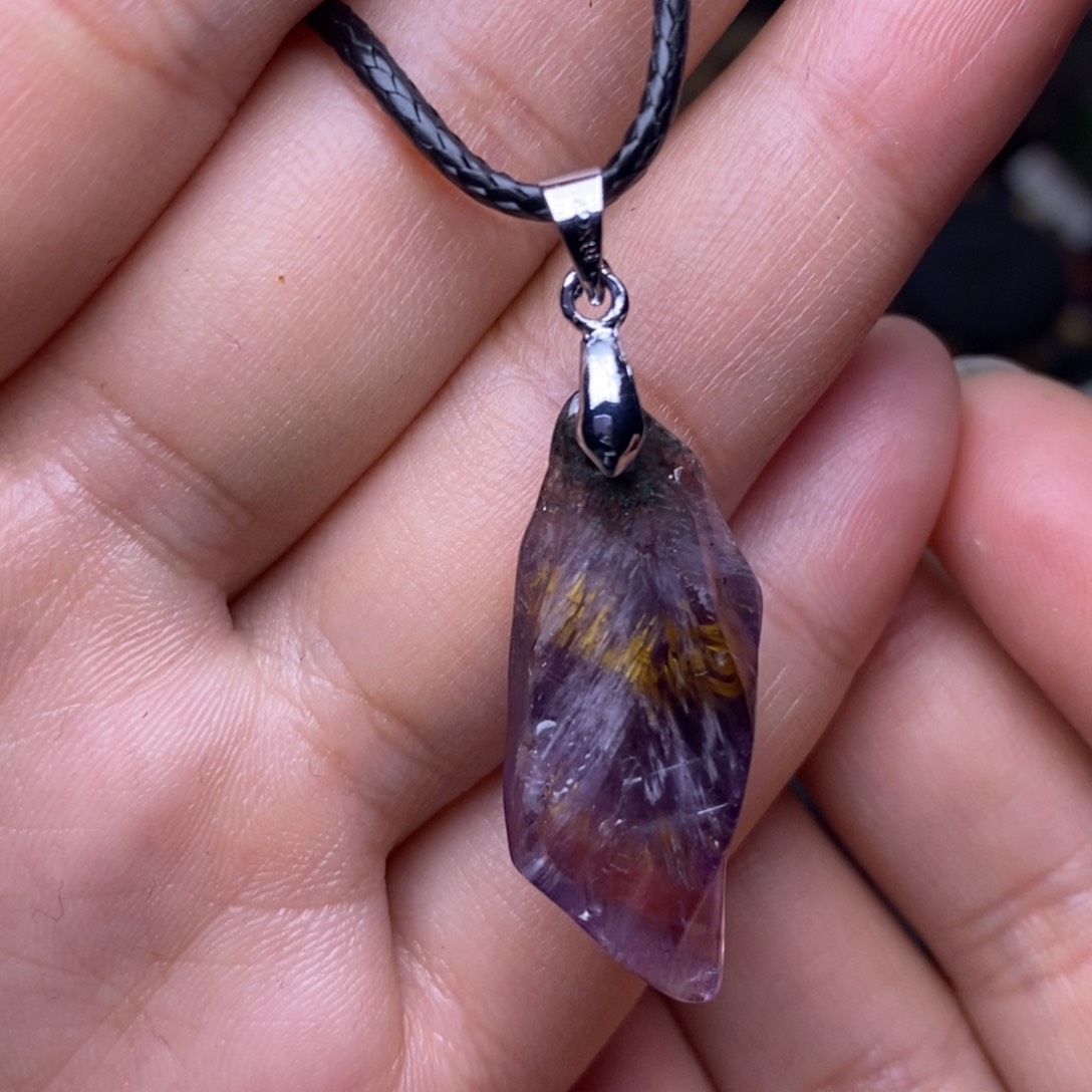 水晶A010极光四色吊坠未镶嵌