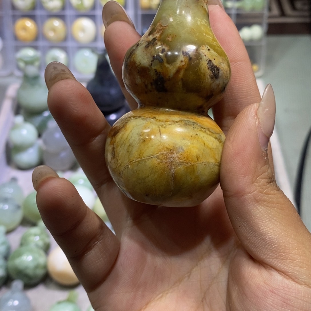 合金蛇纹石玉颈饰210