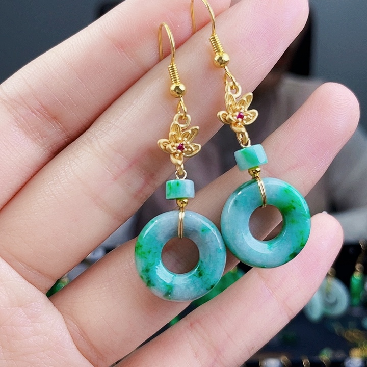 翡翠耳饰未镶嵌饰品