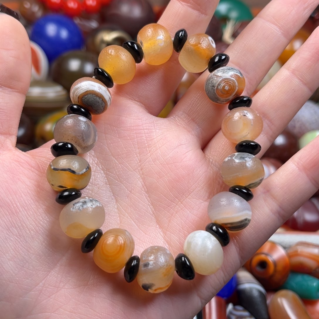 玛瑙/玉髓颈饰未镶嵌