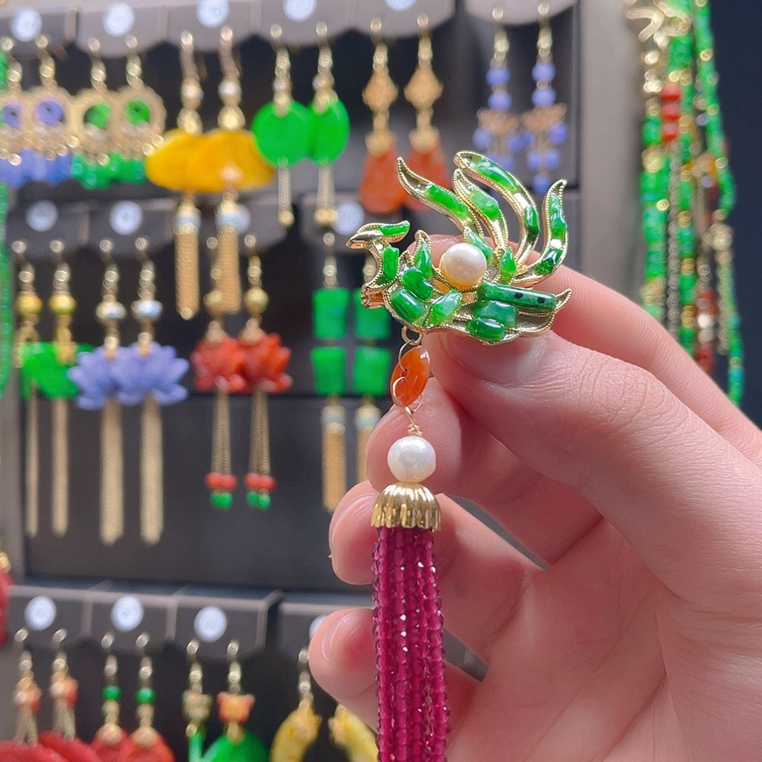 翡翠合金耳饰翡翠
