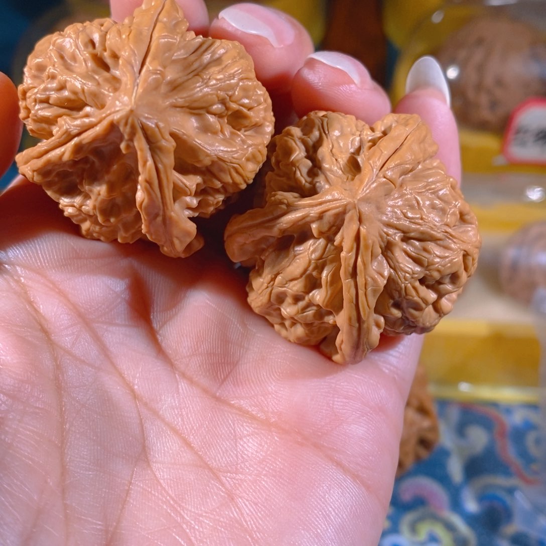 吊坠文玩核桃闪***丘核欢三棱