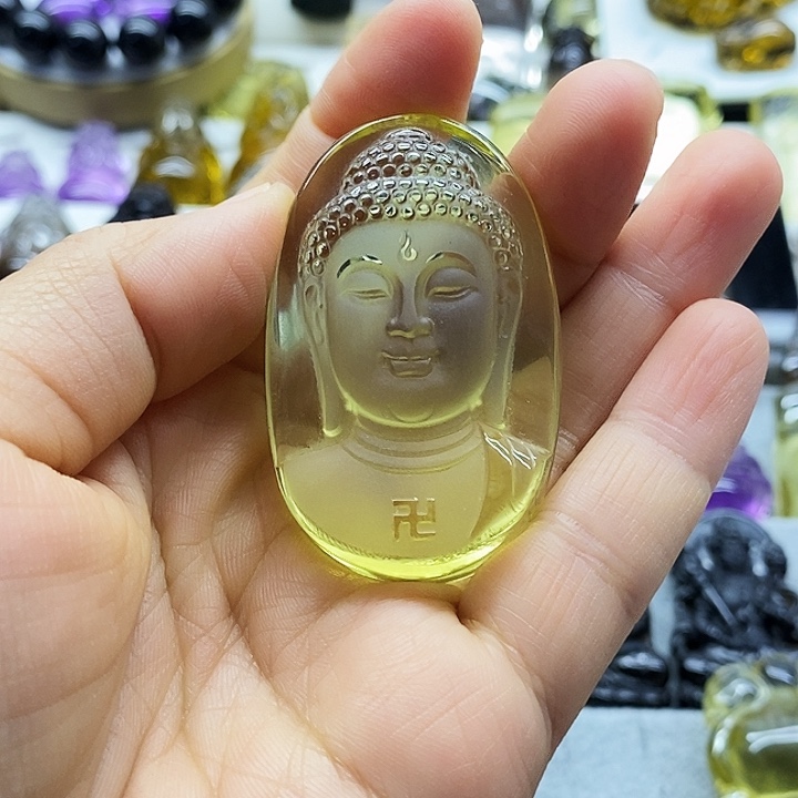 水晶颈饰未镶嵌大日如来