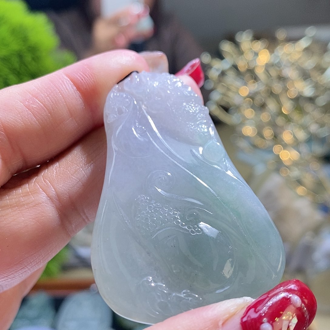 【闪购商品】翡翠颈饰未镶嵌一念